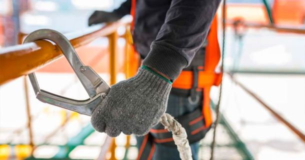 Non-Compliance bekämpfen: 3 Tipps, um die Arbeitssicherheit im Betrieb nachhaltig zu verbessern